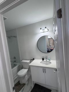 Beautiful and Luxurious house in Clarington - 2
