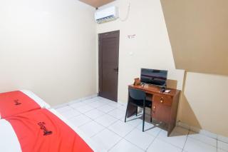 RedDoorz near RS Sari Asih Karawaci - 5