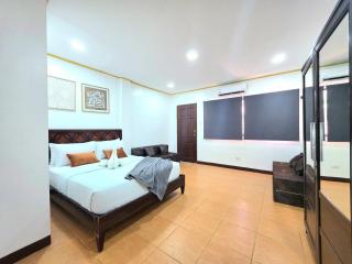 U64 La Guardia Townhouse 3 Bedroom Free Parking near IT Park Cebu - 9