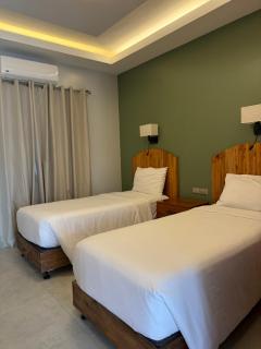Bella Napoli Resort & Resto - 7
