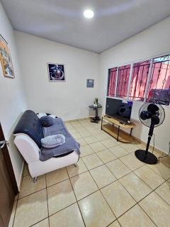 Spacious home in La Esperanza, La Unión Sur - 9