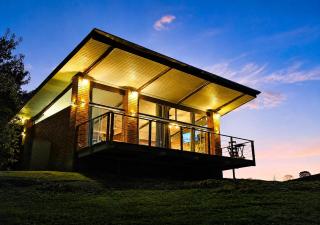 Cabana Paz, com Hidro, Lareira, Ar Condicionado e Cozinha Completa - 3