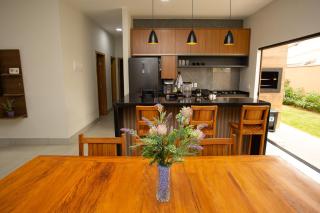 Casa moderna e elegante em Bonito-MS - 0