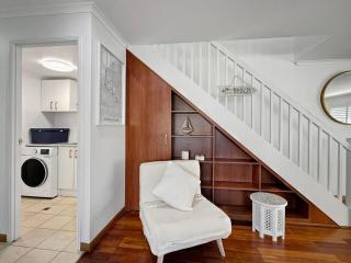 10 Banksia Walk - 8