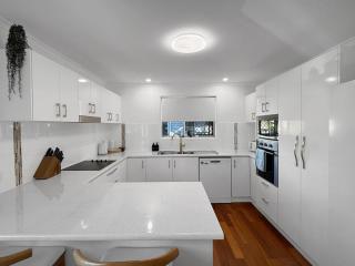 10 Banksia Walk - 5