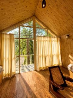 Treehouse by the lake - 8