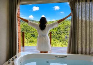 Cabana Paz, com Hidro, Lareira, Ar Condicionado e Cozinha Completa - 1