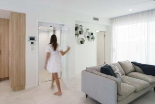 Ocean Views & Lift - 3 Level Luxury Townhouse - 9