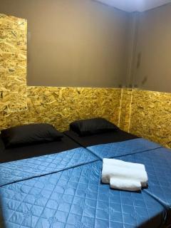 THIP bungalow family room - 7