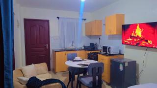 JayGee Comfort Homes CBD Studio Self Check-in - 6