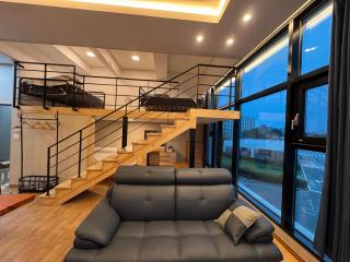 Lakestone&Hotel Sokcho - 8