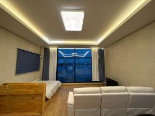 Lakestone&Hotel Sokcho - 6