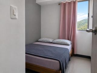 Quiet space near Nórdica with parking - 3