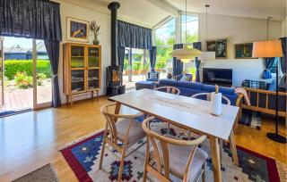 2 Bedroom Stunning Home In Larkollen - 8