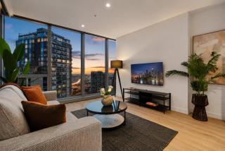 Platinum Pad Westside Place - Heated Pool, Gym, Sauna, Steam, Workspace, in CBD - 9