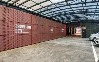 Brown Dot Hotel Guun - 6