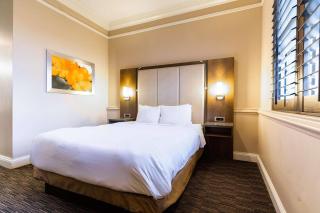Radisson Resort at the Port - 3