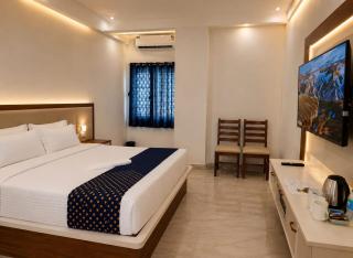 Hotel grand vista near by kepegowda international airport bengalore - 1