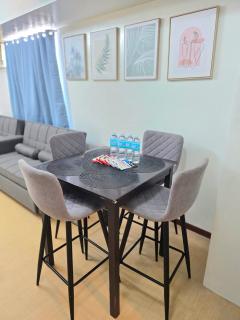 1014T2 Avida Towers Cebu IT Park 2BR Unit with 2CR & 2TV - 3