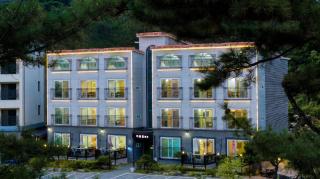 Samcheok The Ggeullim Pension - 1
