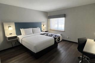 La Quinta Inn by Wyndham Auburn Worcester - 3