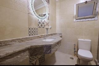 Luxury 2-Bedroom Hotel-Style Apartment in Down Town New Alamein - 5