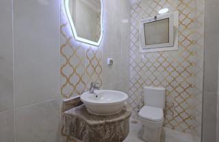 Luxury 2-Bedroom Hotel-Style Apartment in Down Town New Alamein - 4