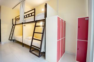 V Canggu Dormitory - 4