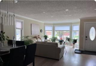 Modern Cozy Room with Private Bathroom and City View - 3