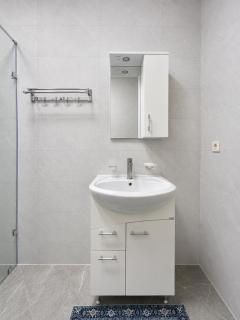 Aitey Guesthouse - 1