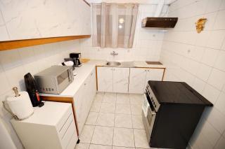 Olympus Apartment - Cozy Stay with Acropolis View - 5