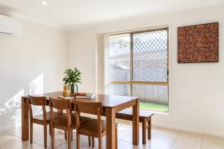 The Comfy Corner Bright Duplex Getaway -  - 2