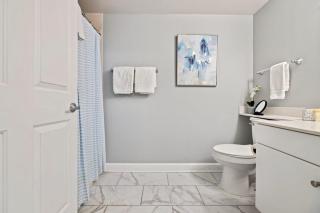 Modern Beachfront Condo on the Beach Sleeps 6! by Dolce Vita Getaways PCB - 4
