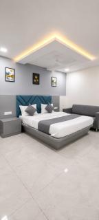 hotel radhe inn - 3