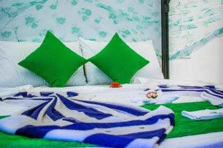 Silver Shine Beach Resort - 4