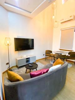 Loft 1 Bedroom Apartment Gidistays Lekki Phase 1 - 9