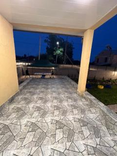 Ohanavan Garden Guesthouse - 1