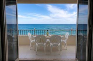 La Dolce Vita Apartments - Beachfront - 4