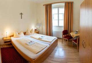 Gästehaus im Priesterseminar Salzburg - 9