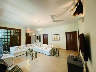 Signature 3 Bed Villa Clifton Boat Basin - 2