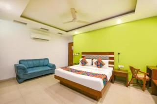 FabHotel Dev Palace - 1