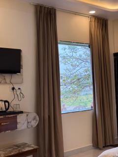 Hotel JP Royal Orchha - 9