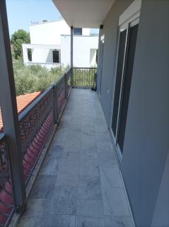 Betty's Seaside Olive House - 1