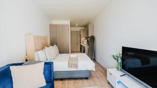 One Rosebank Luxe Unlimited WiFi Walk to Mall and Gautrain - 8