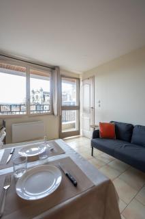 Cocon cosy en centre-ville avec balcon et vue sur la cathédrale - 1