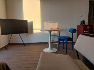 Luminous Seafront Studio - Heart of the City - 4