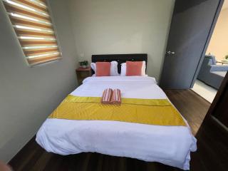 Gizo 11 Level 9 - Sleeps 6 - Kuching - 3