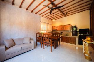Villa Swari - Two Bedroom Wooden Villa with Private Pool - Ubud - 7