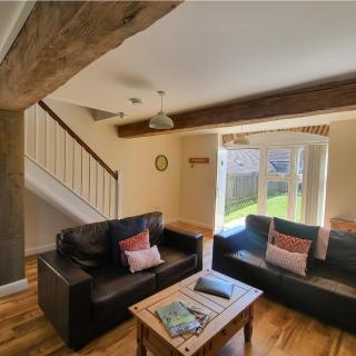 6 Abbey View, Battle, East Sussex - 0