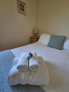 6 Abbey View, Battle, East Sussex - 1